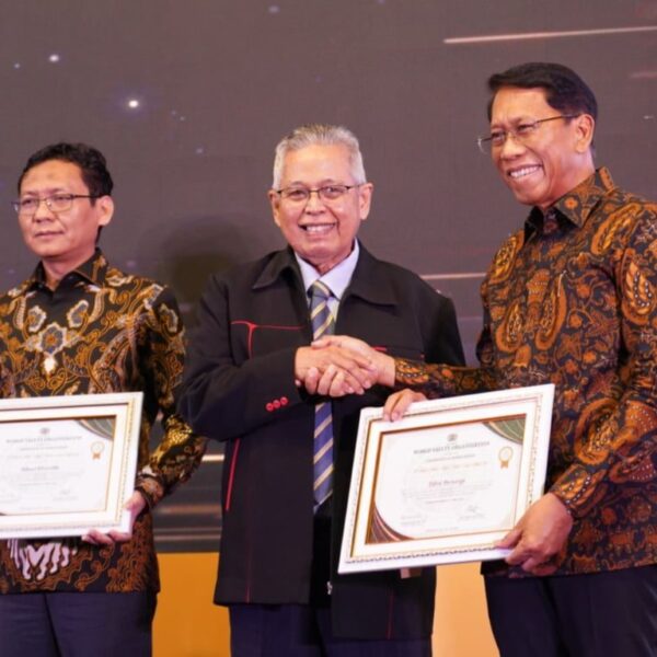 KAI Raih Dua Penghargaan Prestisius di WISCA 2025 Berkat Komitmen pada Budaya Keselamatan KAI Raih Dua Penghargaan Prestisius di WISCA 2025 Berkat Komitmen pada Budaya Keselamatan