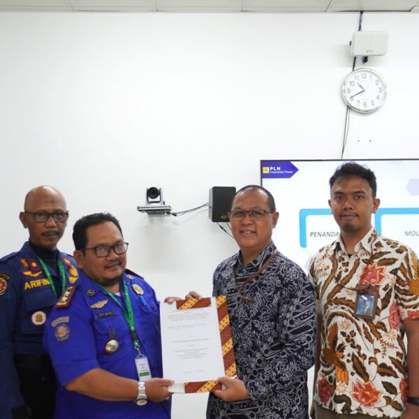 PLN Indonesia Power UBP Jatigede dan Damkar Sumedang Jalin Kerja Sama Penanggulangan Kebakaran di Area PLTA PLN Indonesia Power UBP Jatigede dan Damkar Sumedang Jalin Kerja Sama Penanggulangan Kebakaran di Area PLTA
