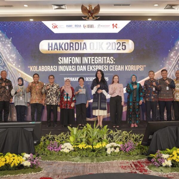 OJK Tekankan Penguatan Integritas sebagai Fondasi Stabilitas Keuangan pada Peringatan Hakordia 2025 di Yogyakarta OJK Tekankan Penguatan Integritas sebagai Fondasi Stabilitas Keuangan pada Peringatan Hakordia 2025 di Yogyakarta