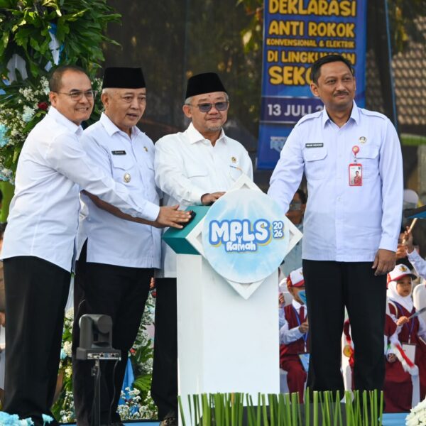 Kemendikdasmen Terbitkan SE Pembatasan Gawai di Sekolah demi Bangun Budaya Digital yang Sehat