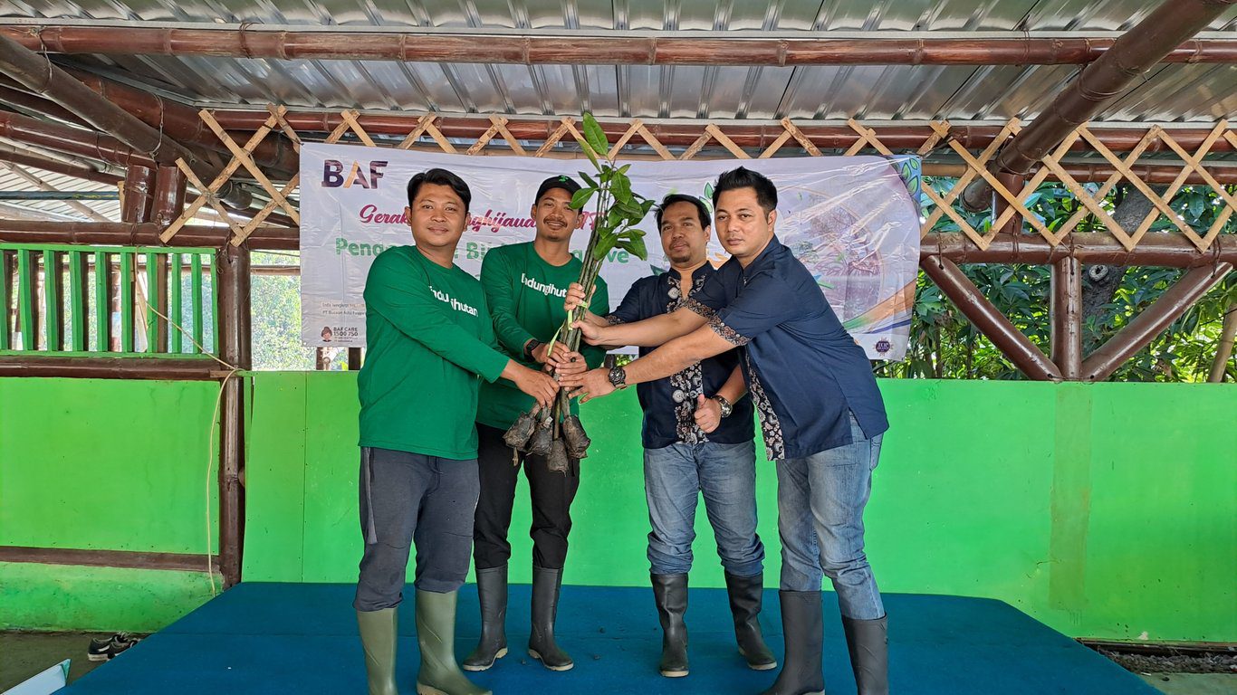 Gerakan Kolaboratif LindungiHutan Capai 1 Juta Pohon, Dukung Target Net Zero 2060