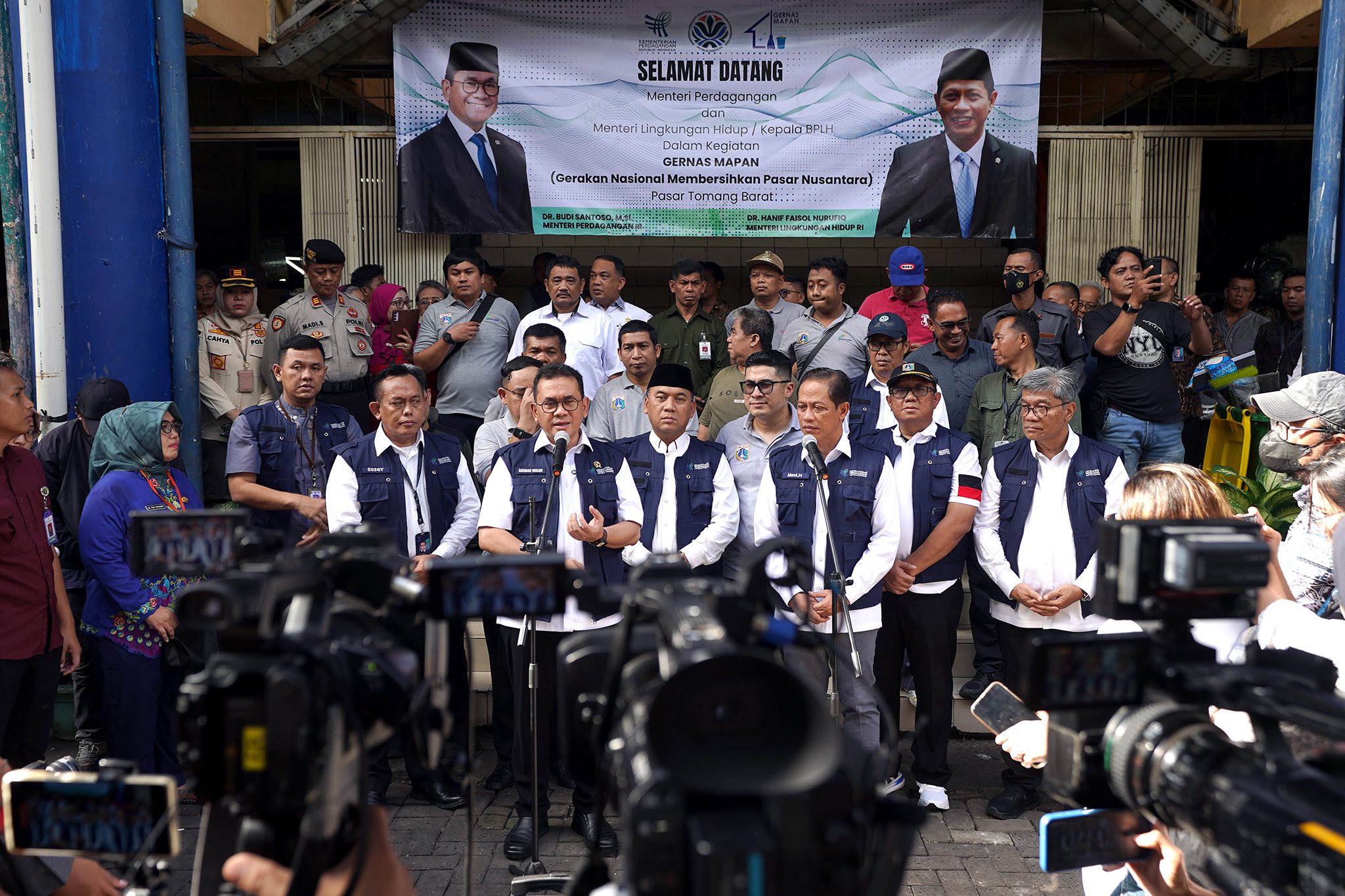 Gernas Mapan: Inisiatif Bersih-Bersih Pasar Rakyat Demi Lingkungan Sehat