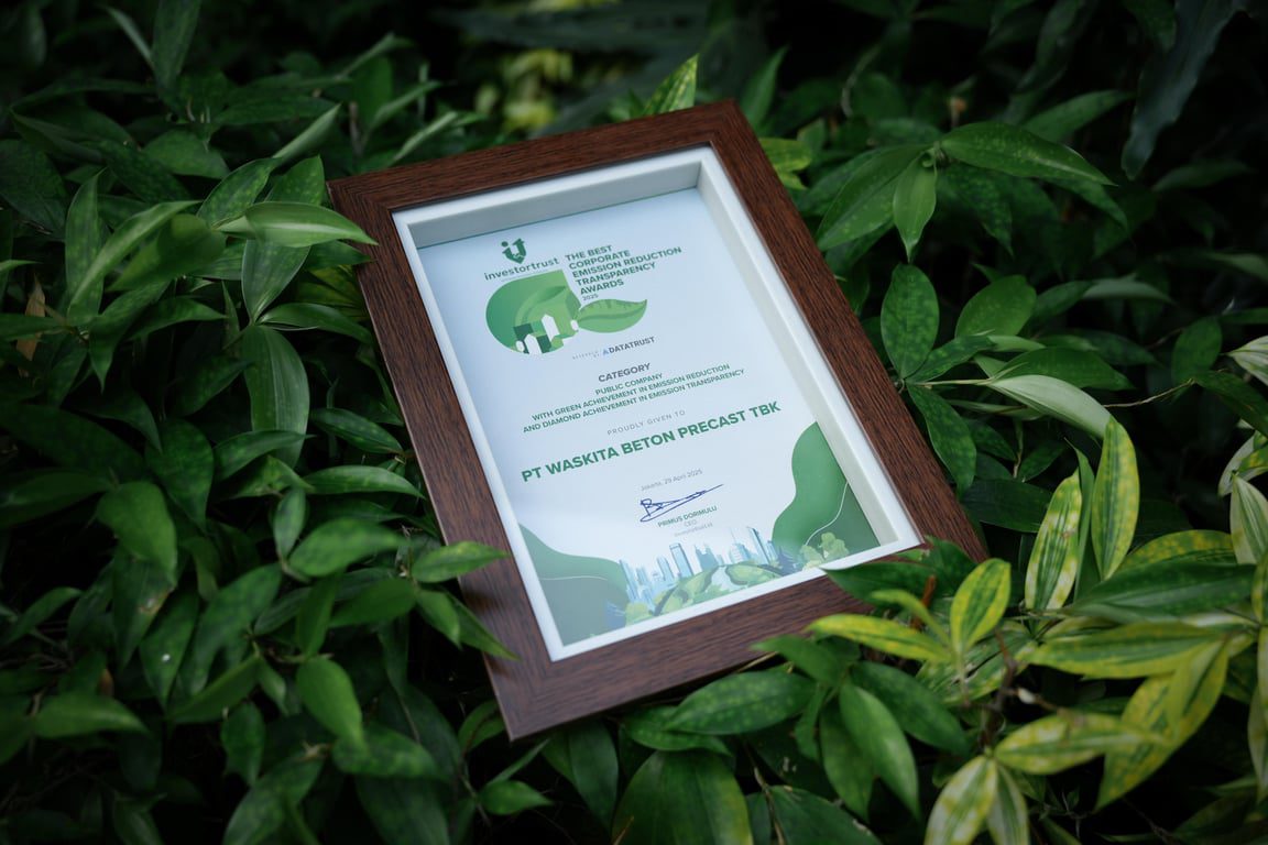 Langkah Hijau WSBP Berbuah Penghargaan di Ajang The Best Corporate Emission Reduction Transparency Awards 2025